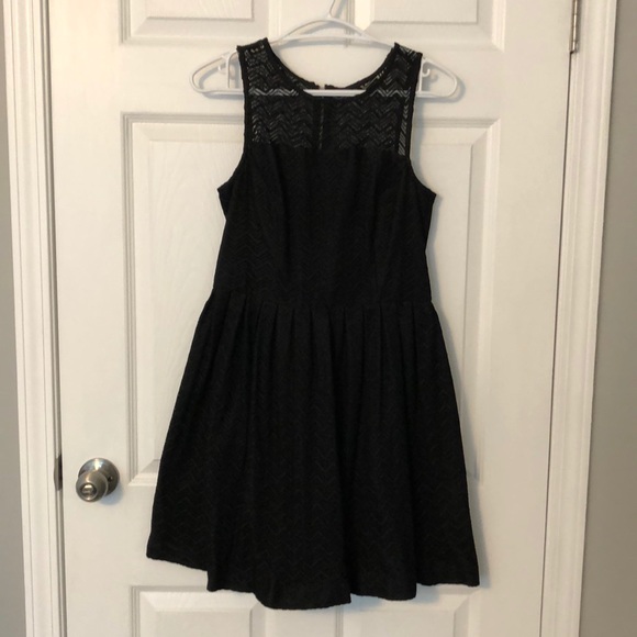 Black lace fit and flare dress - Picture 1 of 5